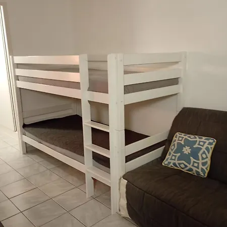 Apartament Jolie Avec Piscine Prive