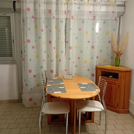 公寓 Jolie Avec Piscine Prive 阿格德